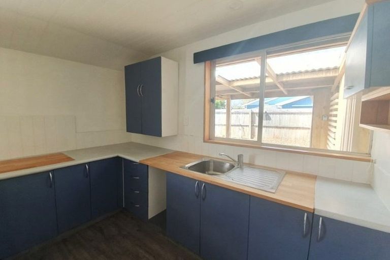 Photo of property in 140 Tedder Avenue, North New Brighton, Christchurch, 8083