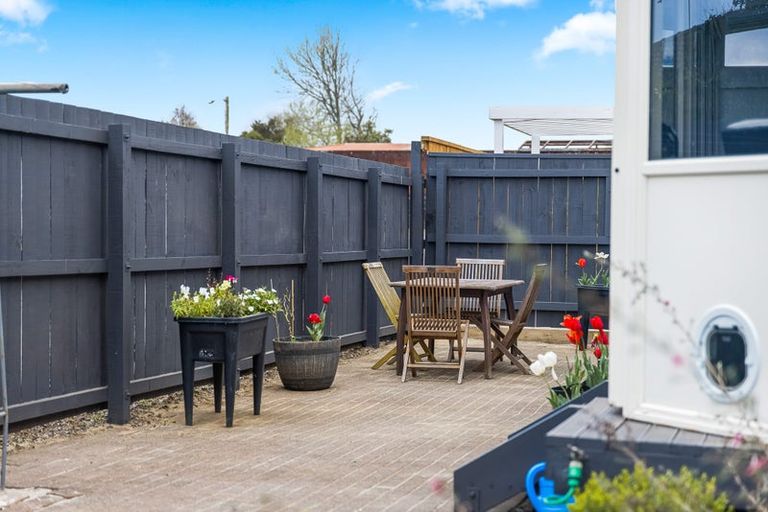 Photo of property in 1/18 Matipo Road, Te Atatu Peninsula, Auckland, 0610