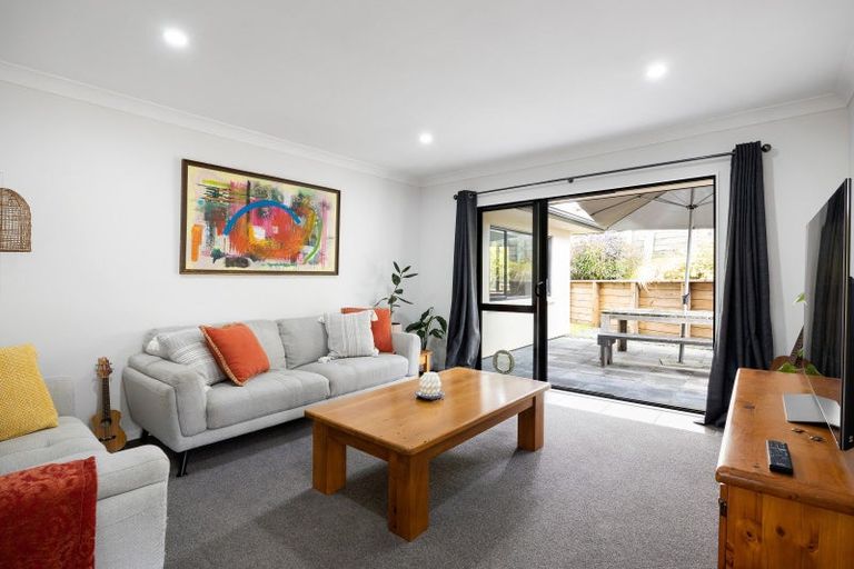 Photo of property in 14 Derbyshire Place, Dinsdale, Hamilton, 3204