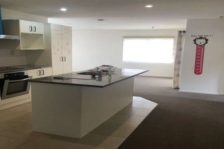 Photo of property in 1/44 Miro Street, New Lynn, Auckland, 0600