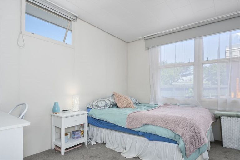 Photo of property in 4 Tahara Crescent, Mount Maunganui, 3116