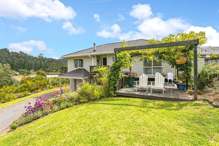 Photo of property in 4 Patton Place, Tairua, 3508