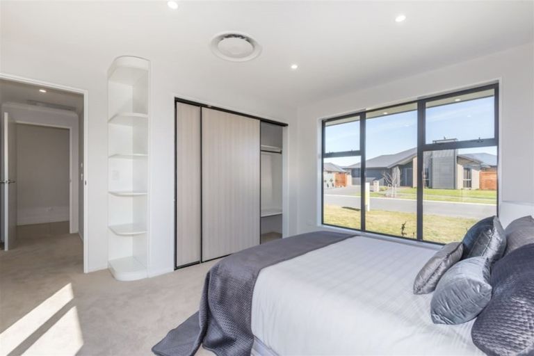 Photo of property in 19 Bradbury Avenue, Rolleston, 7614