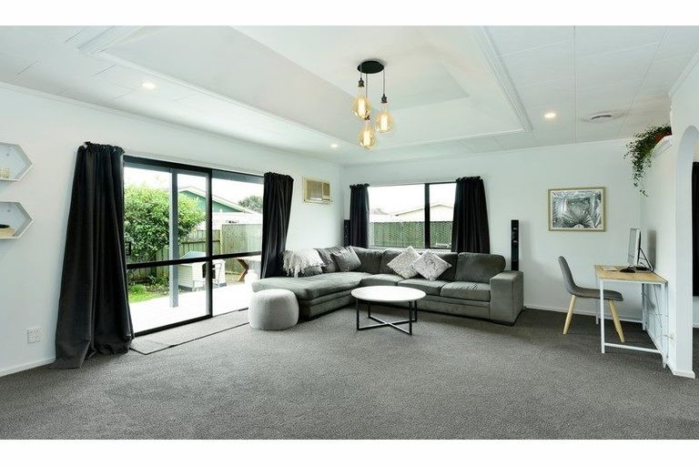 Photo of property in 28 Aldinga Avenue, Stoke, Nelson, 7011