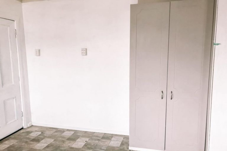 Photo of property in 15 Cutten Street, South Dunedin, Dunedin, 9012