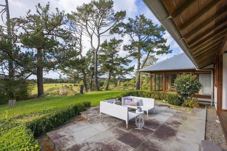 Photo of property in 106 Vaughans Road, Long Bay, Albany, 0792