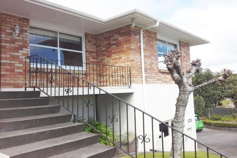 Photo of property in 83a Eliot Street, New Plymouth, 4310