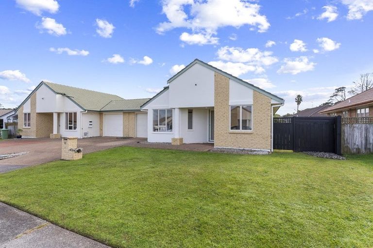 Photo of property in 11 Fernbrook Close, Burswood, Auckland, 2013