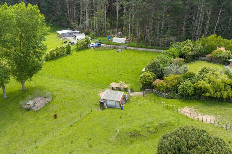 Photo of property in 39 County Heights Drive, Aokautere, Palmerston North, 4471