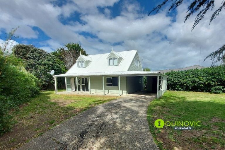 Photo of property in 6 Vinegar Hill Road, Tikipunga, Whangarei, 0112