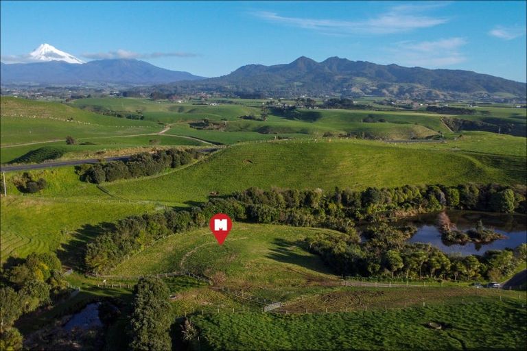 Photo of property in 8 Washer Road, Omata, New Plymouth, 4374