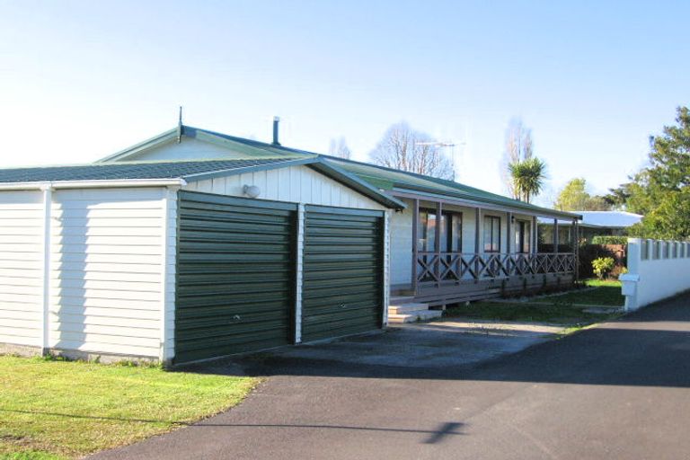 Photo of property in 10 Braid Road, St Andrews, Hamilton, 3200