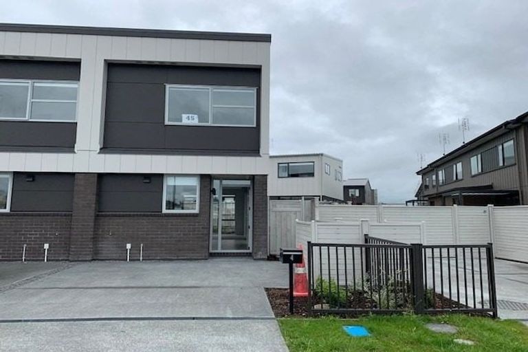 Photo of property in 4 Kawe Marie Lane, Takanini, 2112