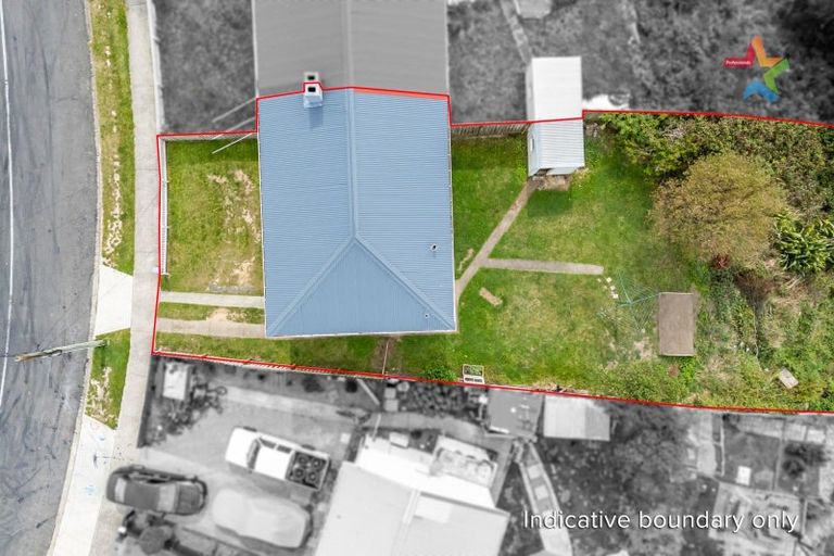 Photo of property in 40 Bell Street, Tawa, Wellington, 5028