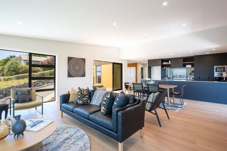 Photo of property in 10 Resolution Place, Richmond, 7020