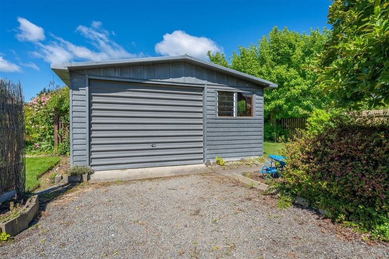 Photo of property in 109 Mckenzie Street, Geraldine, 7930