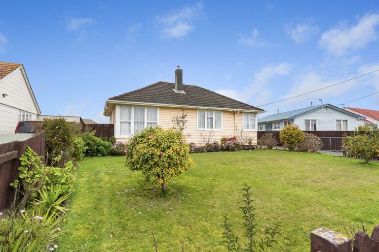 Photo of property in 14 Wilson Crescent, Highbury, Palmerston North, 4412