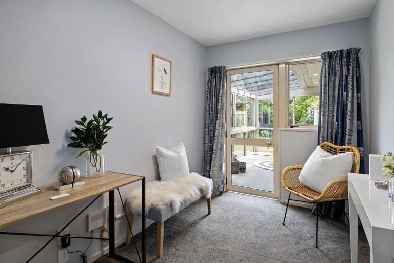 Photo of property in 9 Thoresby Mews, Avonhead, Christchurch, 8042