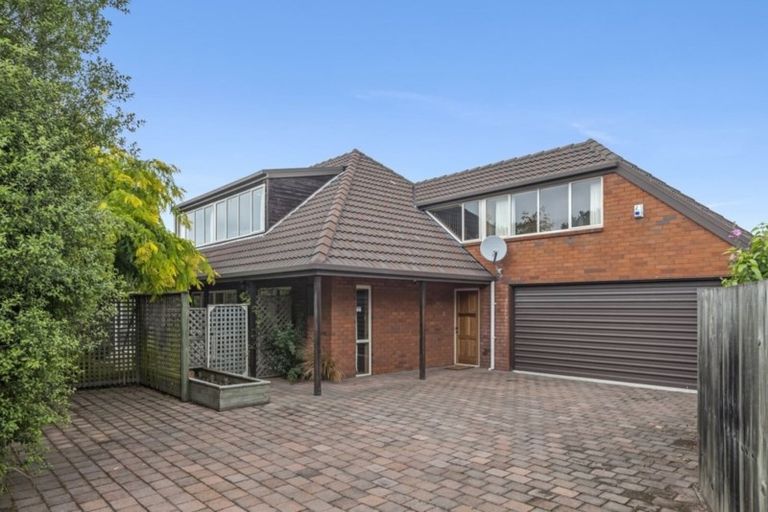 Photo of property in 2/28 Withells Road, Avonhead, Christchurch, 8042