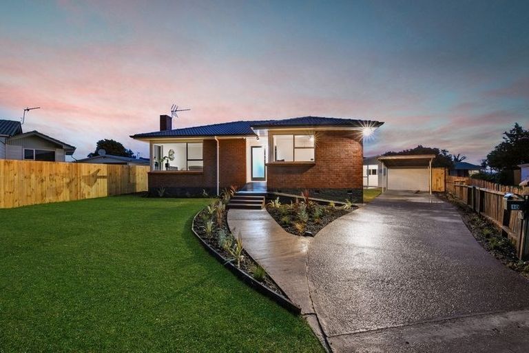 Photo of property in 10 Awakino Place, Manurewa, Auckland, 2102