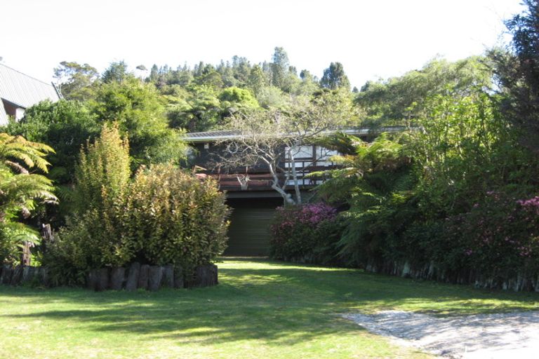 Photo of property in 2 Te Kuru Lane, Pukawa Bay, Turangi, 3381
