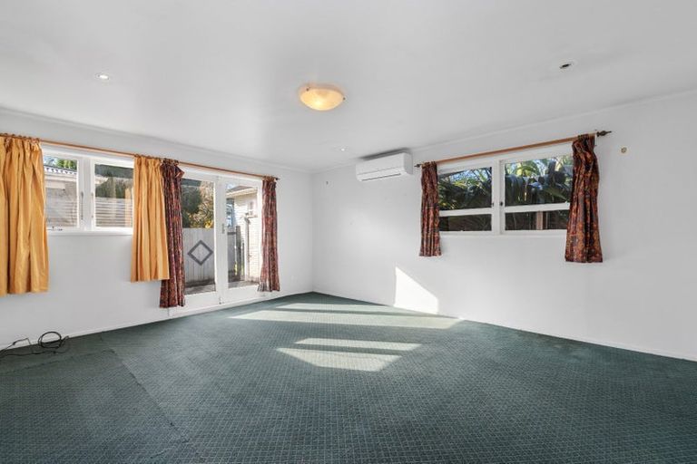 Photo of property in 30 Uta Street, Utuhina, Rotorua, 3015