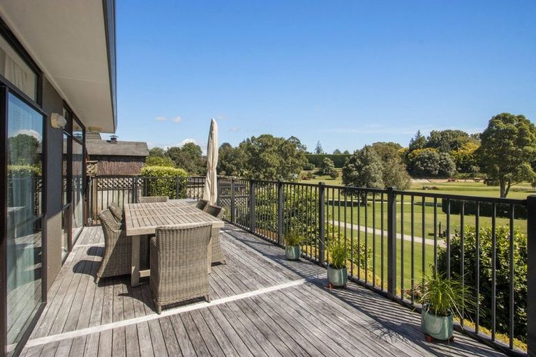 Photo of property in 57 Links View Drive, Omokoroa, 3114