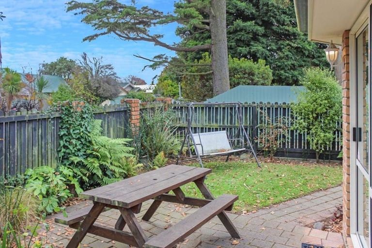 Photo of property in 2 Blair Avenue, Papanui, Christchurch, 8053