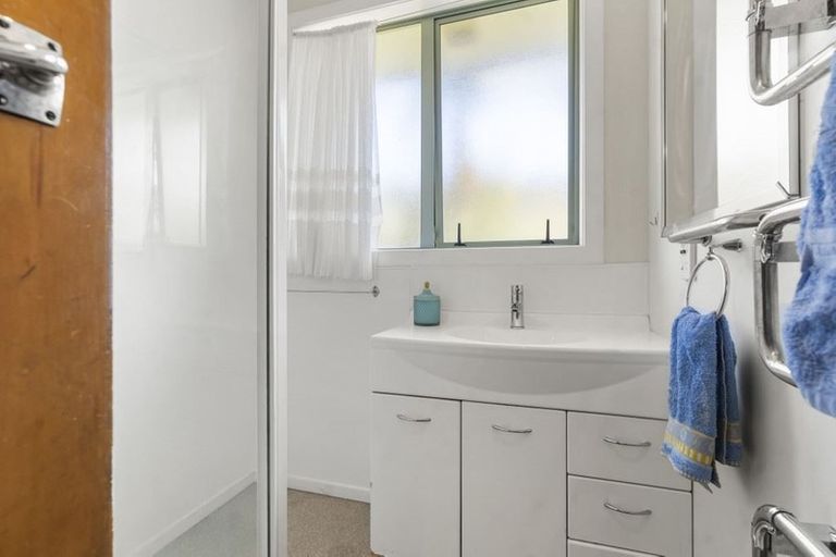 Photo of property in 116 Archers Road, Glenfield, Auckland, 0629