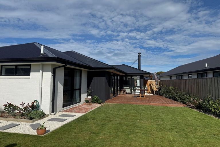 Photo of property in 12 Borland Street, Woodend, 7610