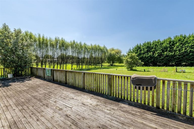 Photo of property in 52 Papaitonga Lake Road, Ohau, Levin, 5570