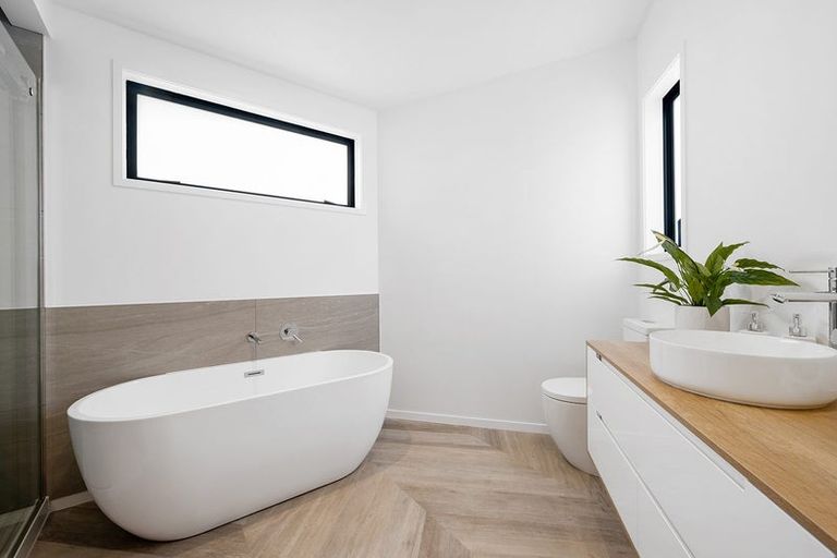 Photo of property in 7/8 Bennett Road, Pakuranga, Auckland, 2010