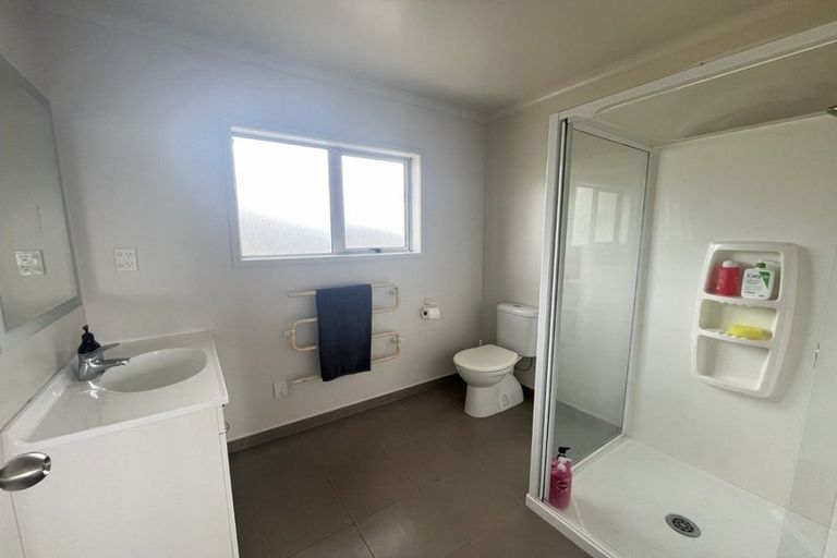 Photo of property in 150 Navigation Drive, Whitby, Porirua, 5024