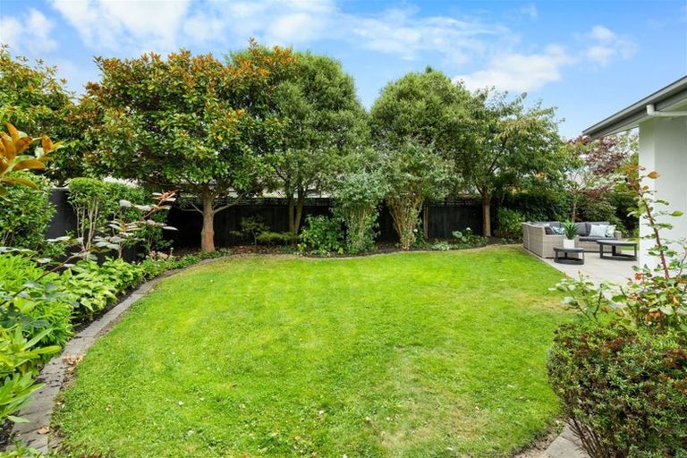 Photo of property in 8 Springwater Avenue, Northwood, Christchurch, 8051