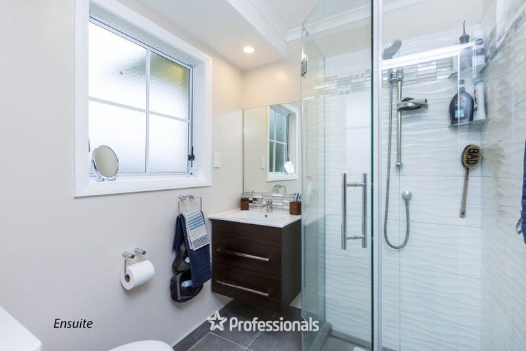 Photo of property in 7 Te Puni Grove, Elderslea, Upper Hutt, 5018