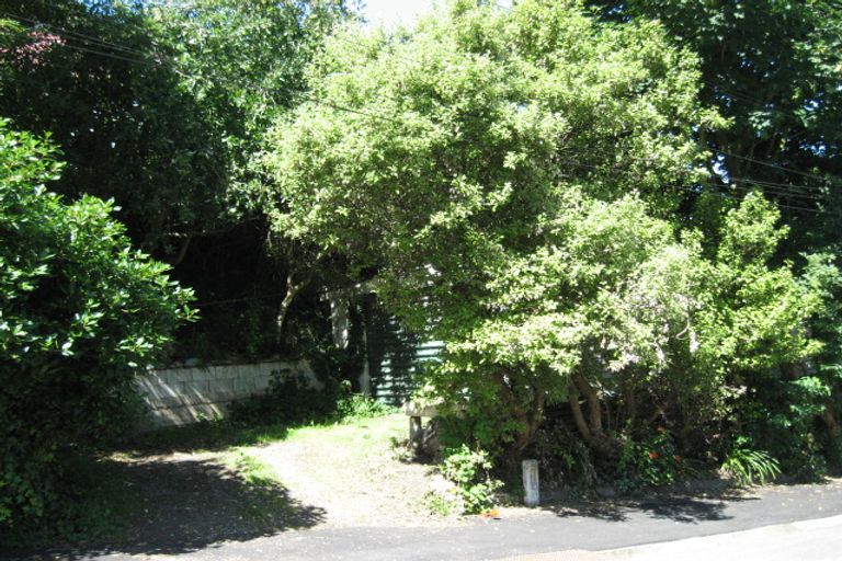 Photo of property in 20 Hawkhurst Road, Lyttelton, 8082