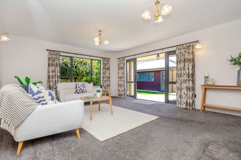 Photo of property in 19 King Street, Dannevirke, 4930