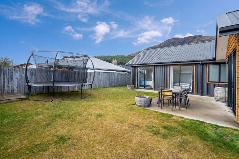 Photo of property in 9 Risinghurst Terrace, Lower Shotover, Queenstown, 9304