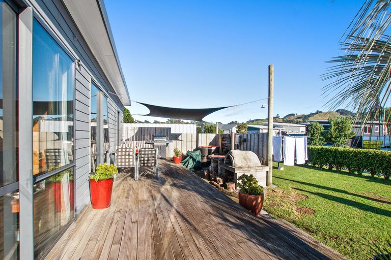 Photo of property in 27 Ocean Breeze Drive, Waihi Beach, 3611