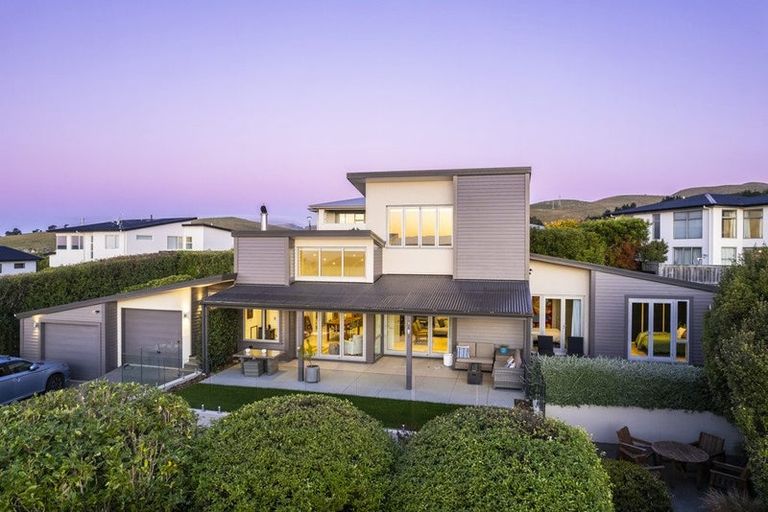 Photo of property in 11 Stonewall Place, Huntsbury, Christchurch, 8022