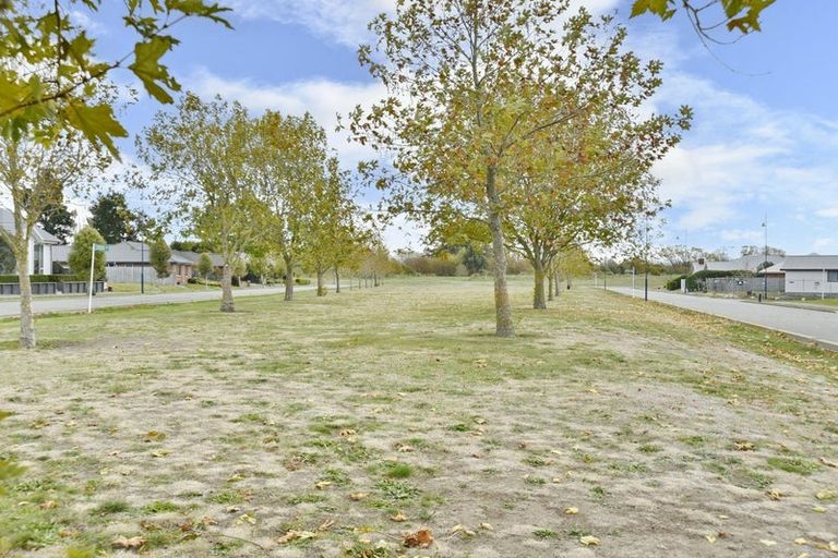 Photo of property in 16 Nga Tupuna Street, Pegasus, 7612