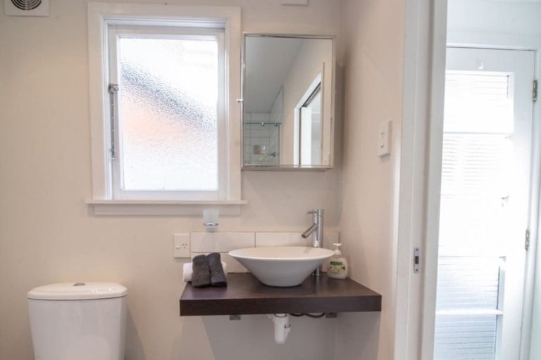 Photo of property in 5a Pendarves Street, New Plymouth, 4310