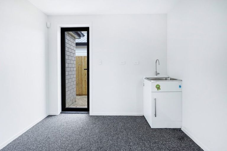 Photo of property in 1/43 Inuwai Street, Glenview, Hamilton, 3206