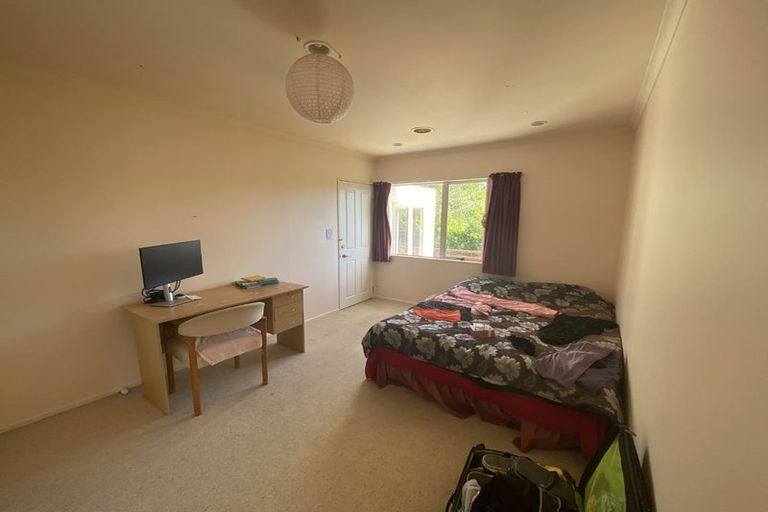 Photo of property in 3 Radstock Grove, Churton Park, Wellington, 6037