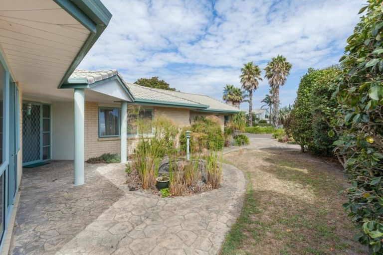 Photo of property in 29 Monterey Key, Papamoa Beach, Papamoa, 3118