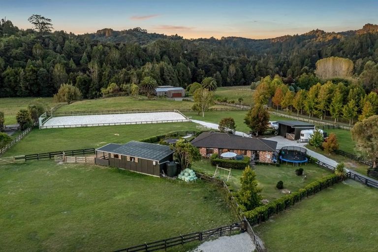 Photo of property in 1084 Weranui Road, Wainui, Silverdale, 0994