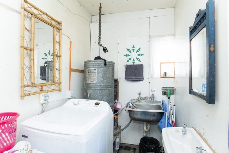 Photo of property in 10 Kipling Road, Te Karaka, 4022