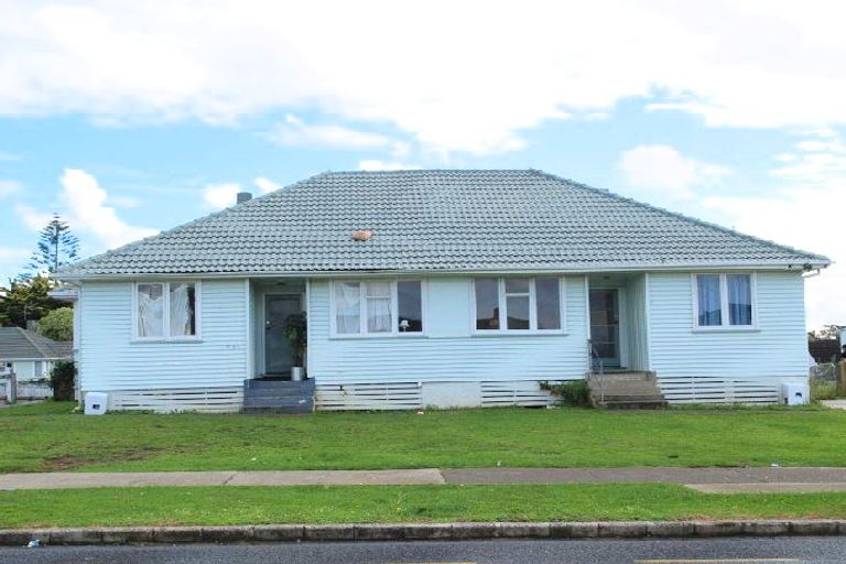 Photo of property in 2/27 Alexander Crescent, Otara, Auckland, 2023