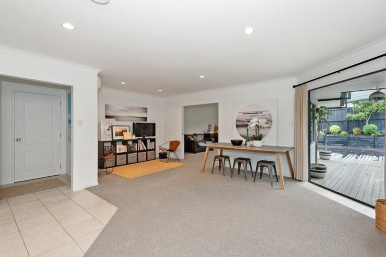 Photo of property in 14 Grasmere Court, Huntington, Hamilton, 3210