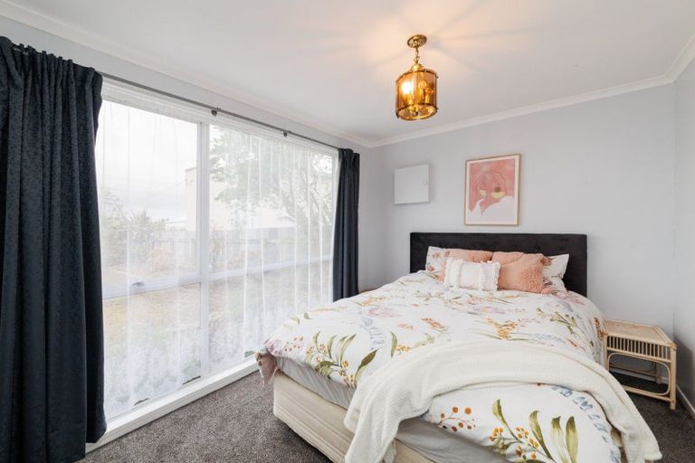 Photo of property in 17 Matai Street, Marton, 4710